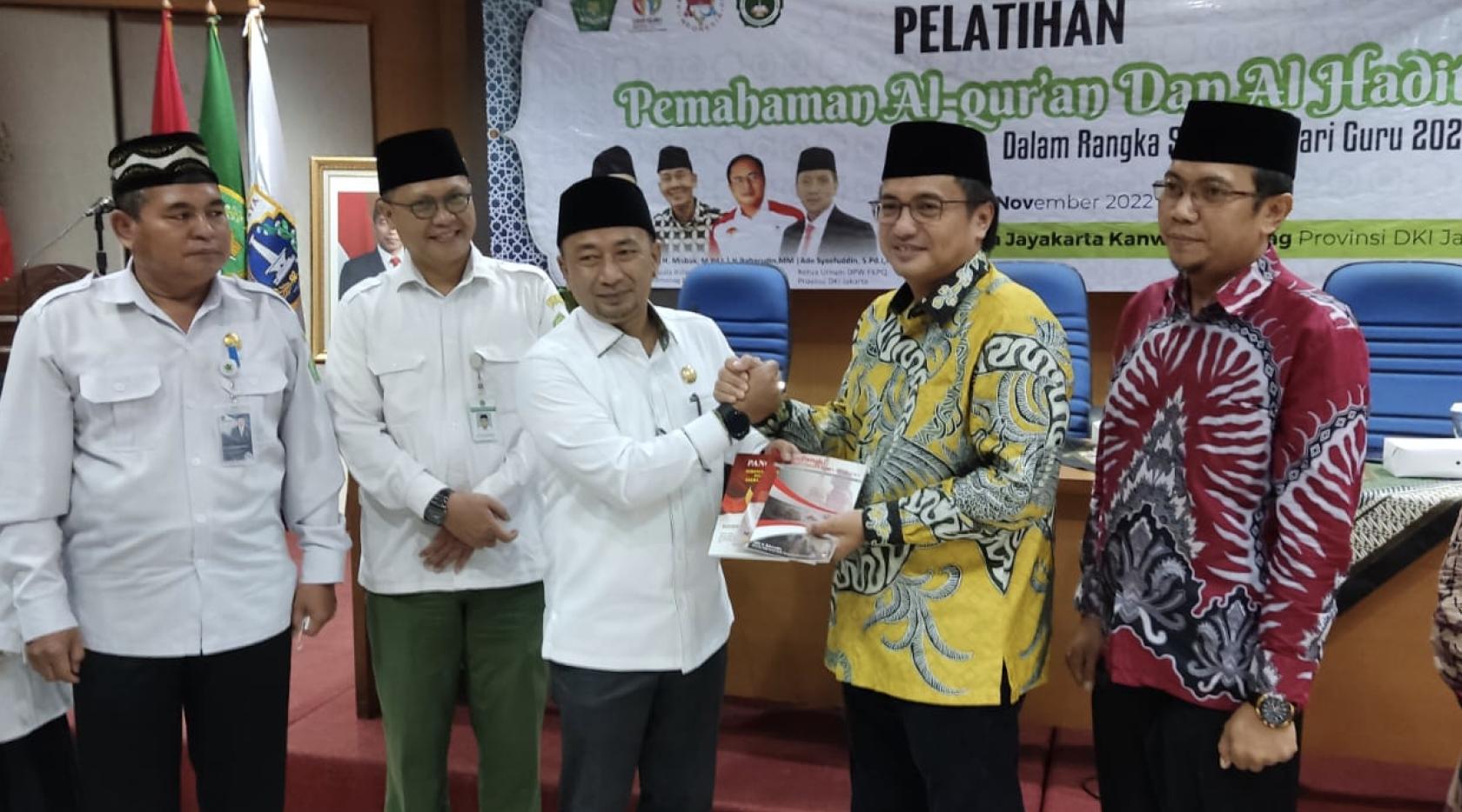 Berita Terkini Forum Kader Posyandu Indonesia (FKPI) - Pelatihan Pemahaman Makna Al Qur'an dan Al Hadits Dalam Rangka Semarak Hari Guru 2022